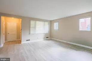 3914 Bancroft Rd, Baltimore, MD 21215 - Photo 7
