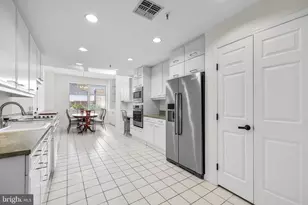 3801 Canterbury Rd, Baltimore, MD 21218 - Photo 5