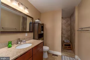 218 S Ann St, Baltimore, MD 21231 - Photo 19
