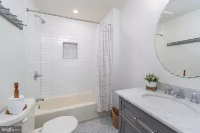 806 S Ann Street, Baltimore, MD 21231 - Photo 15