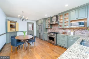 806 S Ann St, Baltimore, MD 21231 - Photo 3
