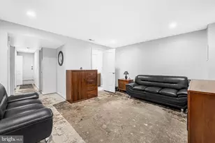 4213 Rokeby Rd, Baltimore, MD 21229 - Photo 19