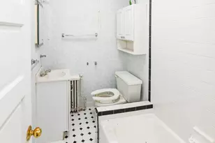 2431 E Oliver St, Baltimore, MD 21213 - Photo 27