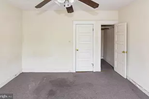 2431 E Oliver St, Baltimore, MD 21213 - Photo 37