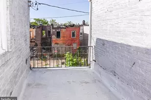 2431 E Oliver St, Baltimore, MD 21213 - Photo 41