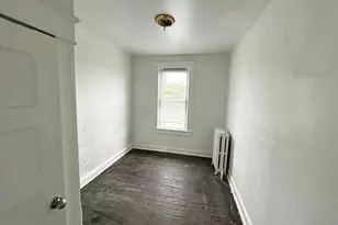 1805 E 33rd St, Baltimore, MD 21218 - Photo 15