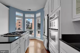 915 Valencia Ct, Baltimore, MD 21230 - Photo 7
