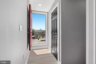 1807 Hollins St, Baltimore, MD 21223 - Photo 15