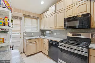 5908 Winner Ave, Baltimore, MD 21215 - Photo 9