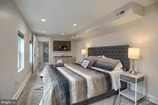 401 S Ann St, Baltimore, MD 21231 - Photo 11