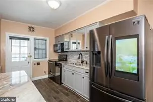 1618 Roundhill Rd, Baltimore, MD 21218 - Photo 11