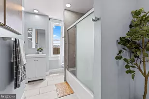 411 W 23rd St, Baltimore, MD 21211 - Photo 19