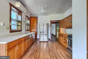 2622 N Calvert St, Baltimore, MD 21218 - Photo 23