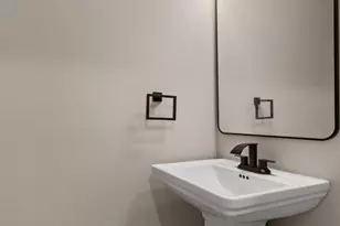 2528 Ashland Ave, Baltimore, MD 21205 - Photo 33