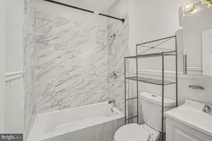 409 N Edgewood St, Baltimore, MD 21229 - Photo 17