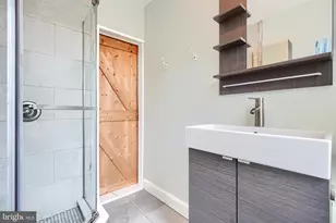 1330 Morling Ave W, Baltimore, MD 21211 - Photo 29