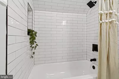 4011 Woodlea Avenue, Baltimore, MD 21206 - Photo 27