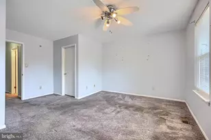 7 Cobber Ln, Baltimore, MD 21229 - Photo 13