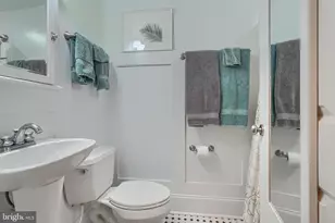 600 S Robinson St, Baltimore, MD 21224 - Photo 15
