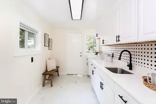 3427 Kenyon Ave, Baltimore, MD 21213 - Photo 9