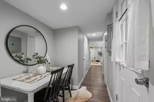 607 S Durham St, Baltimore, MD 21231 - Photo 9
