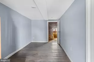 2212 W Fayette St, Baltimore, MD 21223 - Photo 9