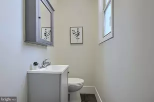 1627 E 32nd St, Baltimore, MD 21218 - Photo 19