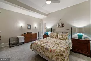 501 W University Pkwy, Baltimore, MD 21210 - Photo 17