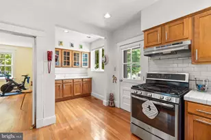 322 St Dunstans Rd, Baltimore, MD 21212 - Photo 15