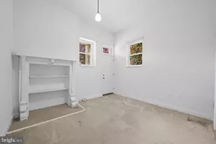 2024 Park Ave, Baltimore, MD 21217 - Photo 21