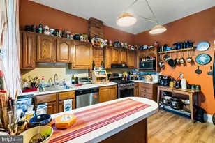 2621 N Calvert St, Baltimore, MD 21218 - Photo 15