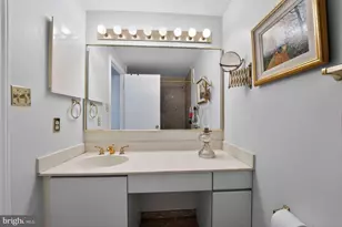 250 President St, Baltimore, MD 21202 - Photo 29