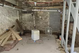 2557 W Baltimore St, Baltimore, MD 21223 - Photo 21