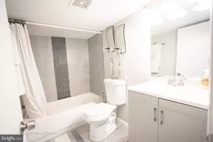 3402 W Mulberry St, Baltimore, MD 21229 - Photo 17