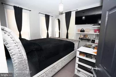 3402 W Mulberry Street, Baltimore, MD 21229 - Photo 15