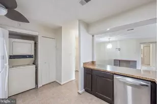 6711 Park Heights Ave, Baltimore, MD 21215 - Photo 7
