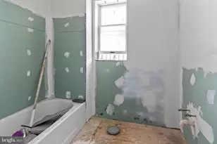 2218 Boston St, Baltimore, MD 21231 - Photo 13