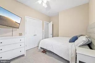 2506 E Fairmount Ave, Baltimore, MD 21224 - Photo 21