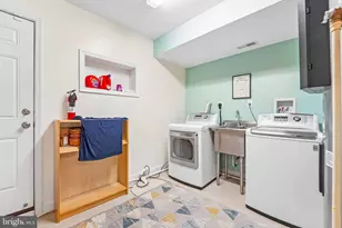 2506 E Fairmount Ave, Baltimore, MD 21224 - Photo 31
