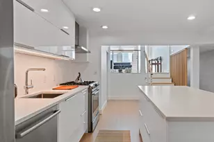 422 S Highland Ave S, Baltimore, MD 21224 - Photo 35