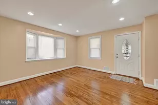 2105 Cloville Ave, Baltimore, MD 21214 - Photo 3
