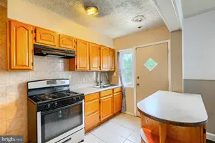 6438 Hartwait St, Baltimore, MD 21224 - Photo 11