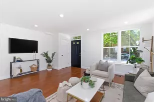 1013 Myrtle Ave, Baltimore, MD 21201 - Photo 5