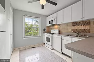 351 Homeland Southway, Baltimore, MD 21212 - Photo 11