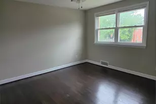 2028 Hillenwood Rd, Baltimore, MD 21239 - Photo 11
