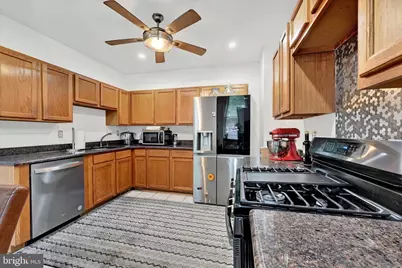 2072 Linden Avenue, Baltimore, MD 21217 - Photo 13