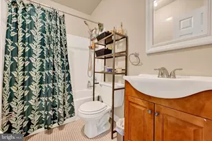 2072 Linden Ave, Baltimore, MD 21217 - Photo 31
