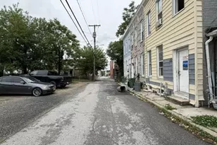 150 Irving St, Baltimore, MD 21229 - Photo 3