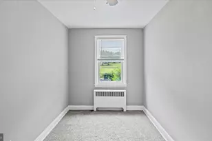 2905 E Federal St, Baltimore, MD 21213 - Photo 13