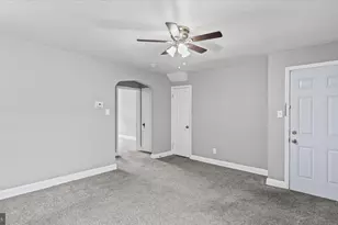 2905 E Federal St, Baltimore, MD 21213 - Photo 9